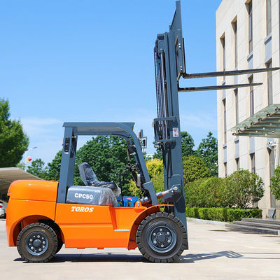 Solid Tire Robust High Power Diesel Vorklift Industrieel kwaliteit 3-6m Lifting